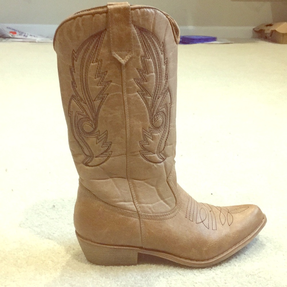 Coconuts Tan Cowboy Boots - Size 6.5